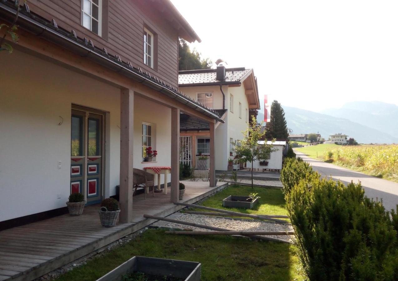 Appartamento Malvasia Apart Stumm Esterno foto