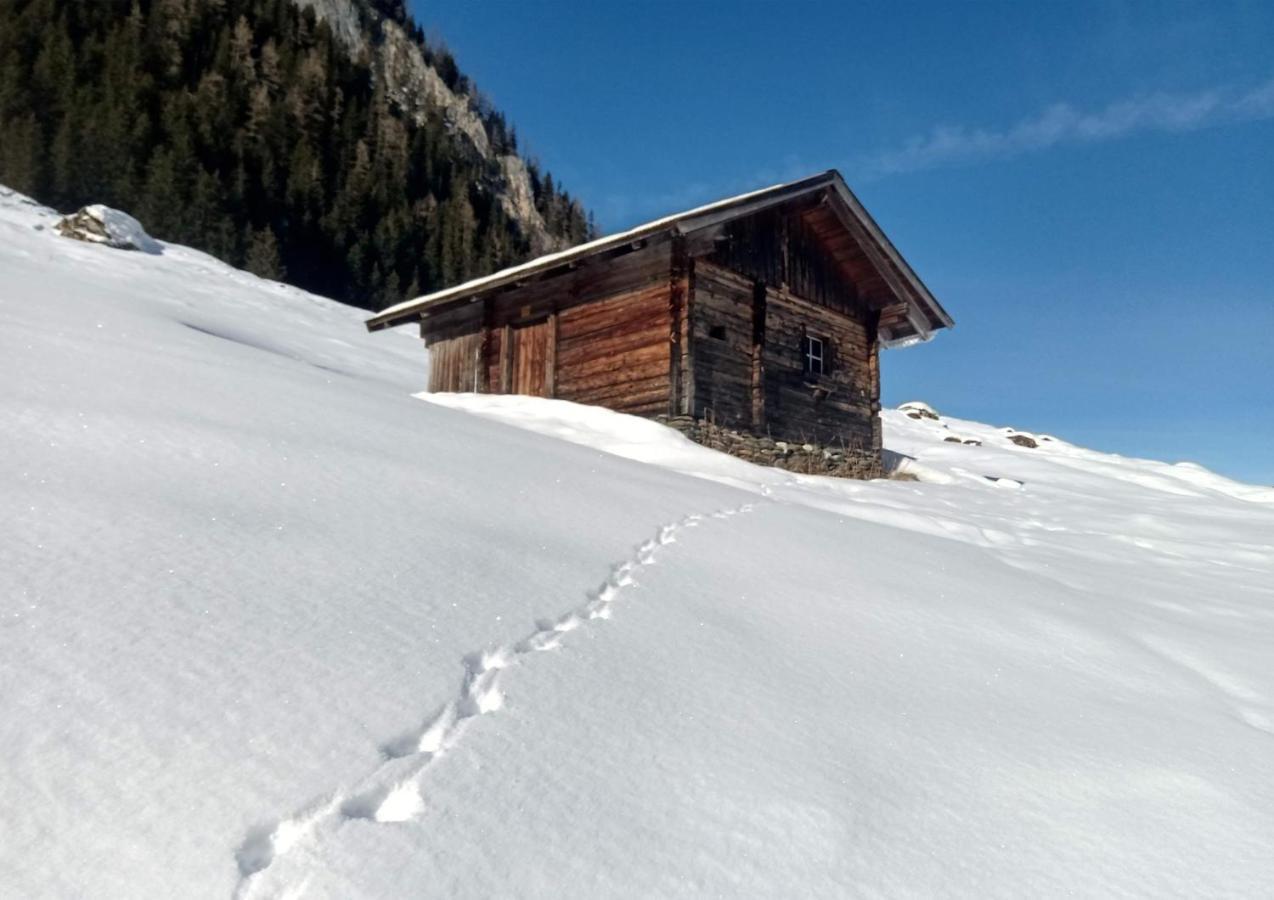 Appartamento Malvasia Apart Stumm Esterno foto